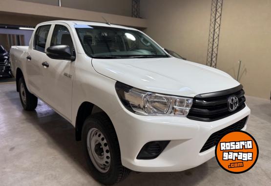 Camionetas - Toyota HILUX DX 2026 Diesel 1Km - En Venta