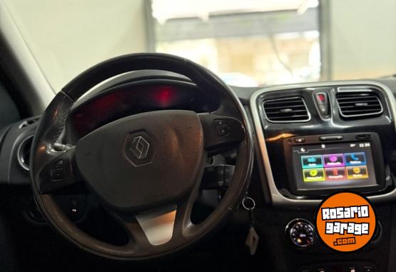 Autos - Renault SANDERO PRIVILEGE 2017 Nafta 151000Km - En Venta