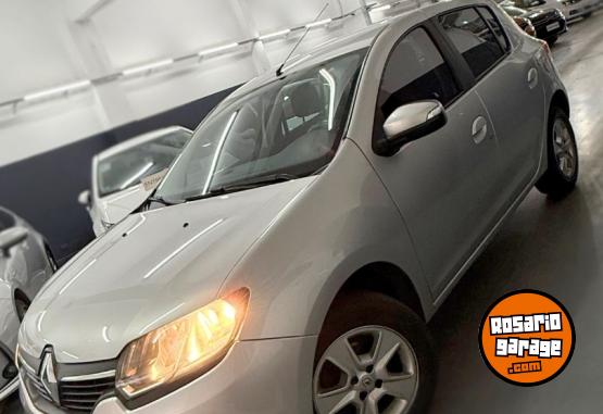 Autos - Renault SANDERO PRIVILEGE 2017 Nafta 151000Km - En Venta