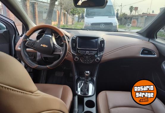 Autos - Chevrolet Cruze Premier 2024 Nafta 114000Km - En Venta