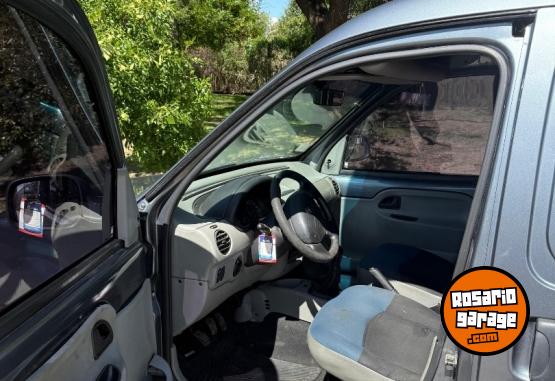 Utilitarios - Renault Kangoo 2013 Diesel 130000Km - En Venta