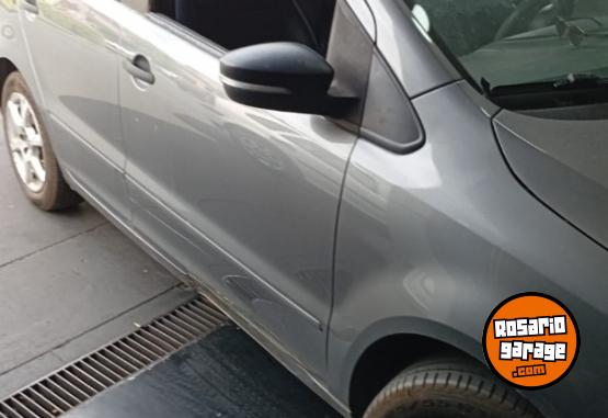 Autos - Volkswagen Suran 2012 Nafta 220000Km - En Venta