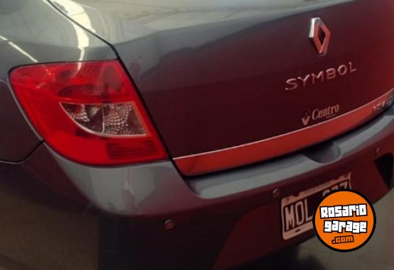 Autos - Renault SYMBOL  LUXE 2013 Nafta 68500Km - En Venta