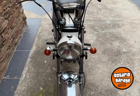 Motos - Zanella HOT 2012 Nafta 8500Km - En Venta