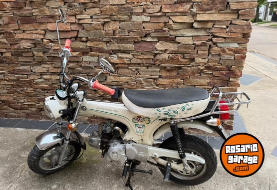 Motos - Zanella HOT 2012 Nafta 8500Km - En Venta