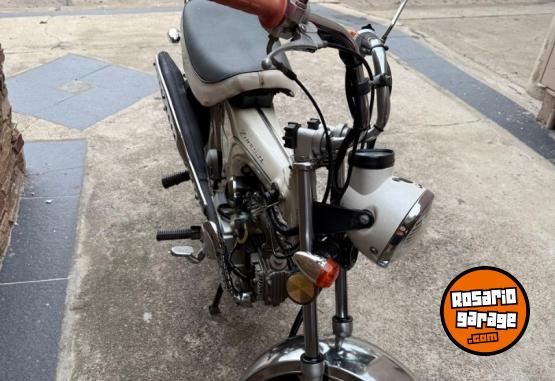 Motos - Zanella HOT 2012 Nafta 8500Km - En Venta