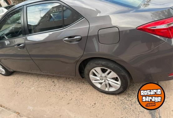 Autos - Toyota COROLLA 2015 GNC 220000Km - En Venta