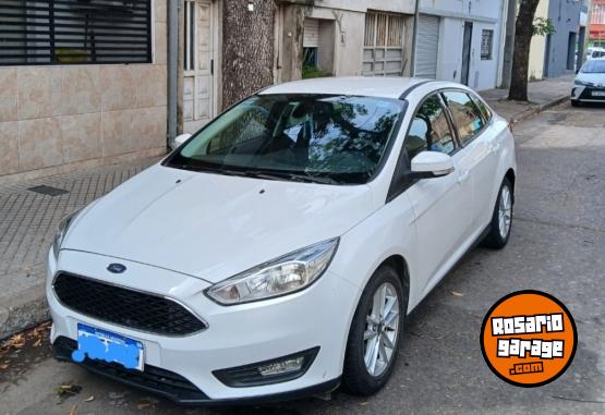 Autos - Ford Focus 2019 Nafta 92000Km - En Venta