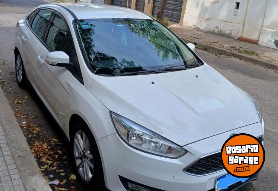 Autos - Ford Focus 2019 Nafta 92000Km - En Venta
