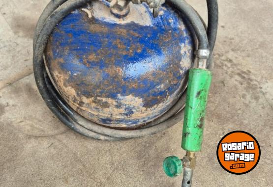 Herramientas - GARRAFA Y MANGUERA PARA PEGAR MEMBRANAS - En Venta