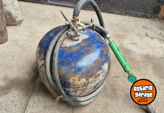 Herramientas - GARRAFA Y MANGUERA PARA PEGAR MEMBRANAS - En Venta