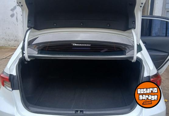 Autos - Toyota COROLLA HIBRIDO 2024 Electrico / Hibrido 27000Km - En Venta