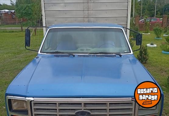 Camiones y Gr�as - Ford 350 - En Venta