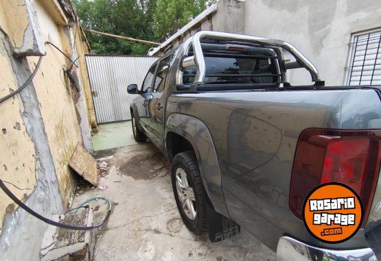 Camionetas - Volkswagen Amarok hiland 2023 Diesel 115000Km - En Venta