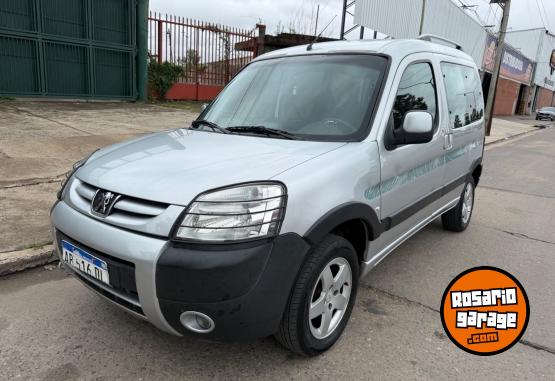 Utilitarios - Peugeot Partner Patagonica 2018 Diesel 190000Km - En Venta
