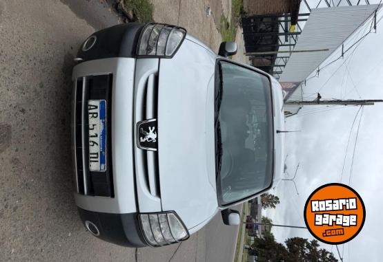 Utilitarios - Peugeot Partner Patagonica 2018 Diesel 190000Km - En Venta