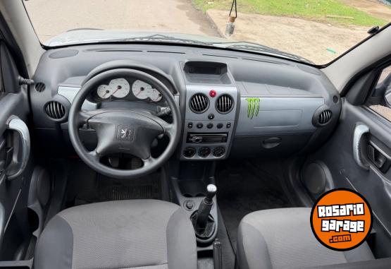 Utilitarios - Peugeot Partner Patagonica 2018 Diesel 190000Km - En Venta