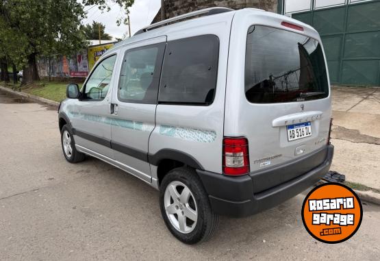 Utilitarios - Peugeot Partner Patagonica 2018 Diesel 190000Km - En Venta
