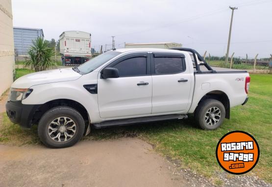 Camionetas - Ford Ranger XL safery 2015 Diesel 257000Km - En Venta