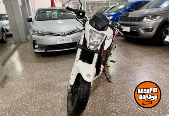 Motos - Benelli TNT25 250 2017 Nafta 23000Km - En Venta