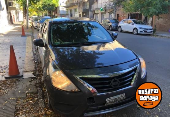 Autos - Nissan Versa 2015 GNC 7000Km - En Venta