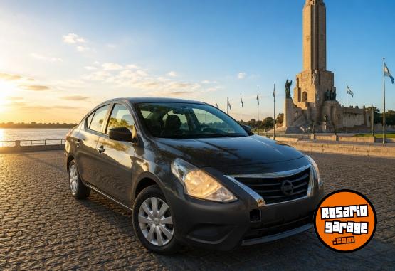 Autos - Nissan Versa 2015 GNC 7000Km - En Venta