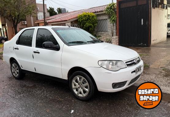 Autos - Fiat SIENA FIRE 1.4 MPI 2011 GNC 178000Km - En Venta