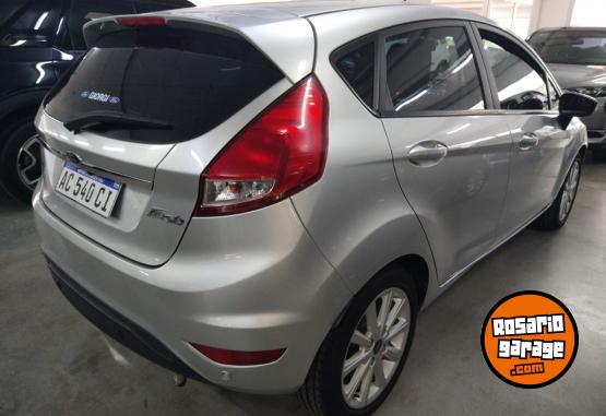 Autos - Ford FIESTA 1.6L SE PLUS 2018 Nafta 76000Km - En Venta