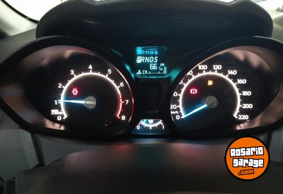 Autos - Ford FIESTA 1.6L SE PLUS 2018 Nafta 76000Km - En Venta