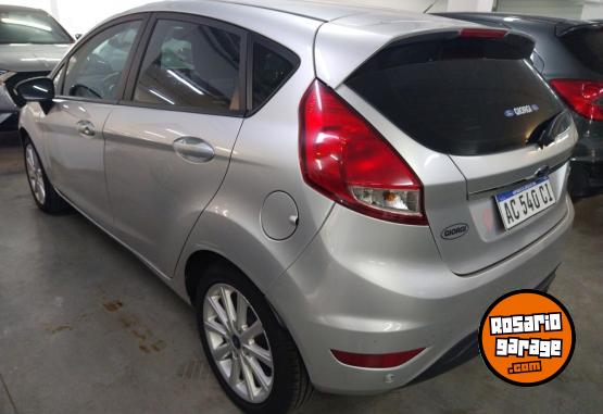 Autos - Ford FIESTA 1.6L SE PLUS 2018 Nafta 76000Km - En Venta