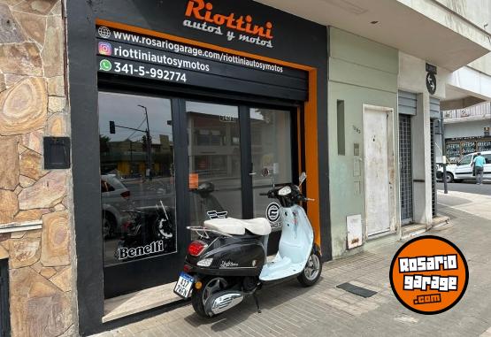 Motos - Motomel STRATO EURO 150 2023 Nafta 9000Km - En Venta