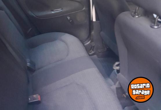 Autos - Peugeot 207 2012 Nafta 111000Km - En Venta