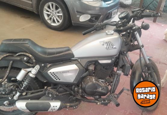 Motos - Benelli K.light 2021 Nafta 1800Km - En Venta