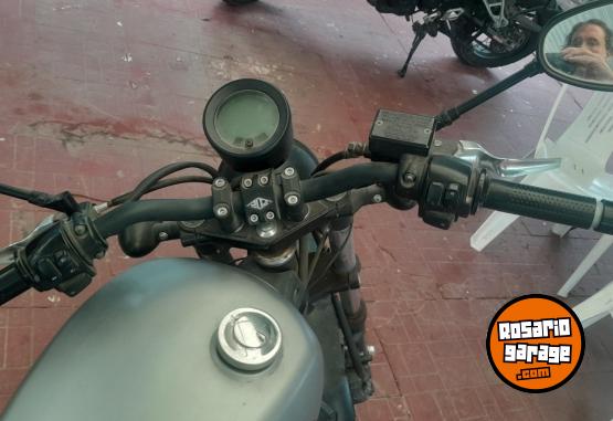 Motos - Benelli K.light 2021 Nafta 1800Km - En Venta
