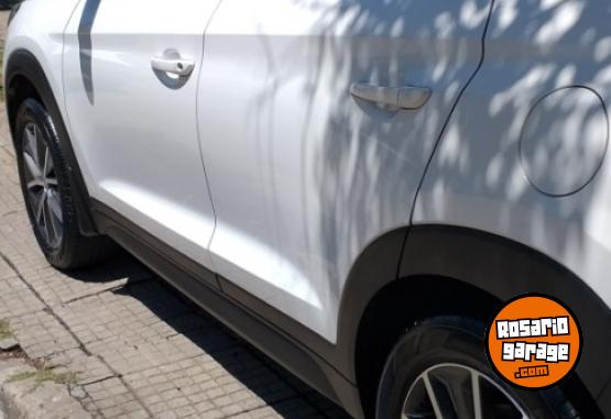 Autos - Hyundai Tucson 2017 Nafta 94000Km - En Venta