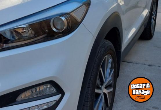 Autos - Hyundai Tucson 2017 Nafta 94000Km - En Venta