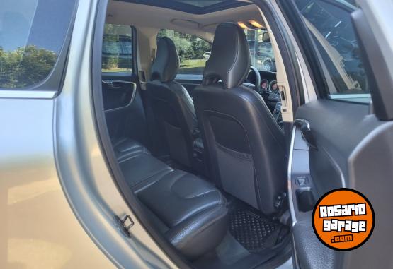 Camionetas - Volvo XC 60 T5 2013 Nafta 170000Km - En Venta