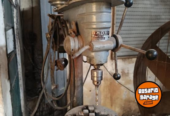 Herramientas - VENDO Torno - Limadora - Agujereadora - Puente gr�a - Mesa trabajo - Morza - Piedra trif�sica - En Venta