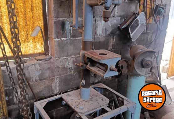 Herramientas - VENDO Torno - Limadora - Agujereadora - Puente gr�a - Mesa trabajo - Morza - Piedra trif�sica - En Venta
