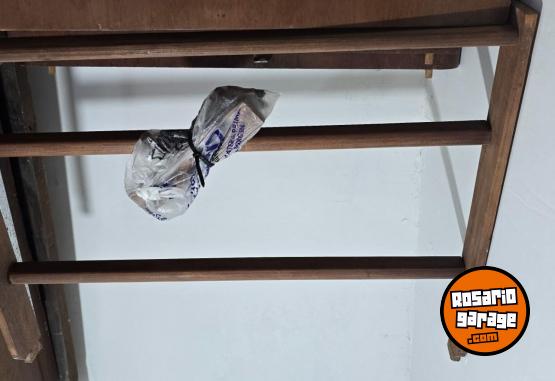 Hogar - VENDO ROPERO 4 PUERTAS ANTIGUO - En Venta