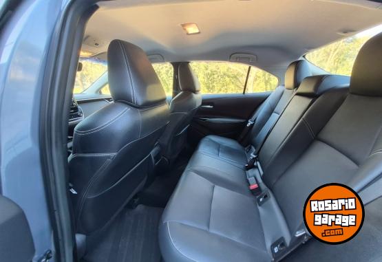 Autos - Toyota COROLLA SEG HIBRIDO 2022 Electrico / Hibrido 80000Km - En Venta
