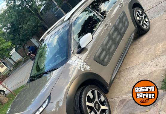 Autos - Citroen C4 CACTUS RIP CURL 2018 Nafta 83000Km - En Venta