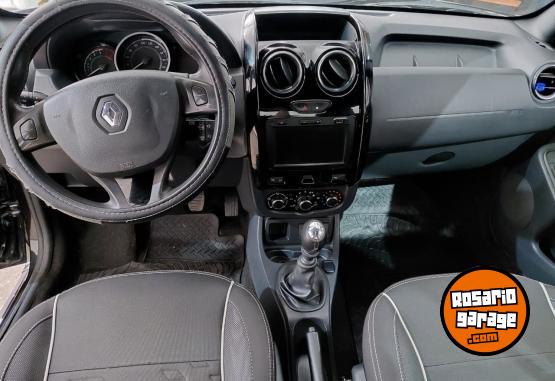 Camionetas - Renault Duster oroch privilege 2010 Nafta 59000Km - En Venta