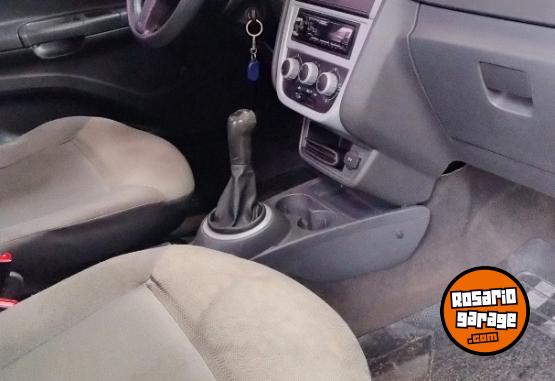 Autos - Volkswagen Gol Trend 2009 Nafta 217000Km - En Venta