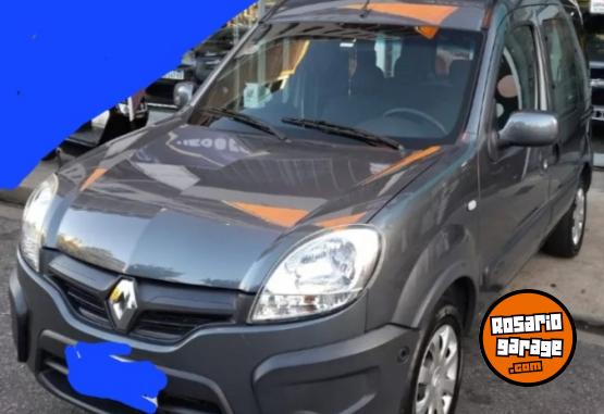 Utilitarios - Renault Kangoo 2015 GNC 137100Km - En Venta