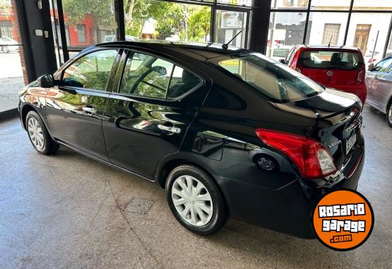 Autos - Nissan Versa 2020 Nafta 76000Km - En Venta