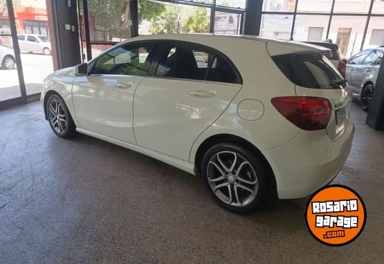 Autos - Mercedes Benz A200 urban 2016 Nafta 105000Km - En Venta