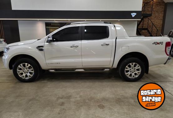 Camionetas - Ford RANGER 3.2 LTD 4X4 2018 Diesel 120000Km - En Venta