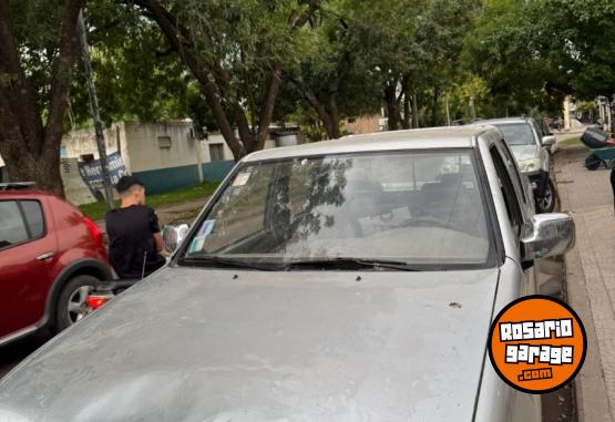 Camionetas - Isuzu Modelo 2000 2000 Diesel 320000Km - En Venta