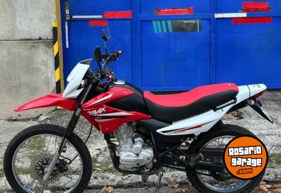 Motos - Corven Triax skua 2022 Nafta 18000Km - En Venta